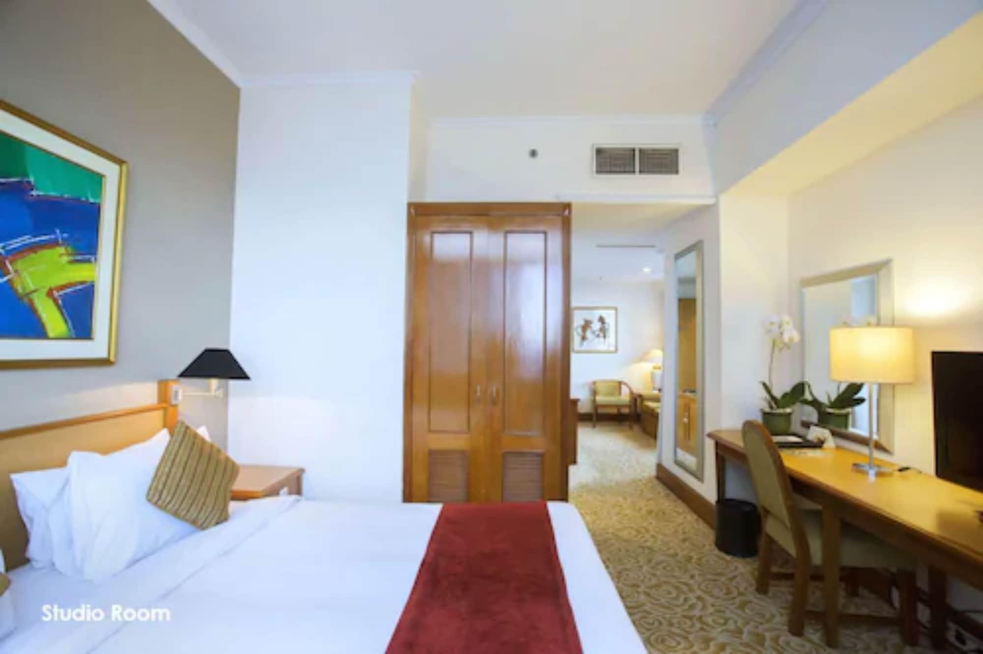 Menara Peninsula Hotel Cakarta Dış mekan fotoğraf