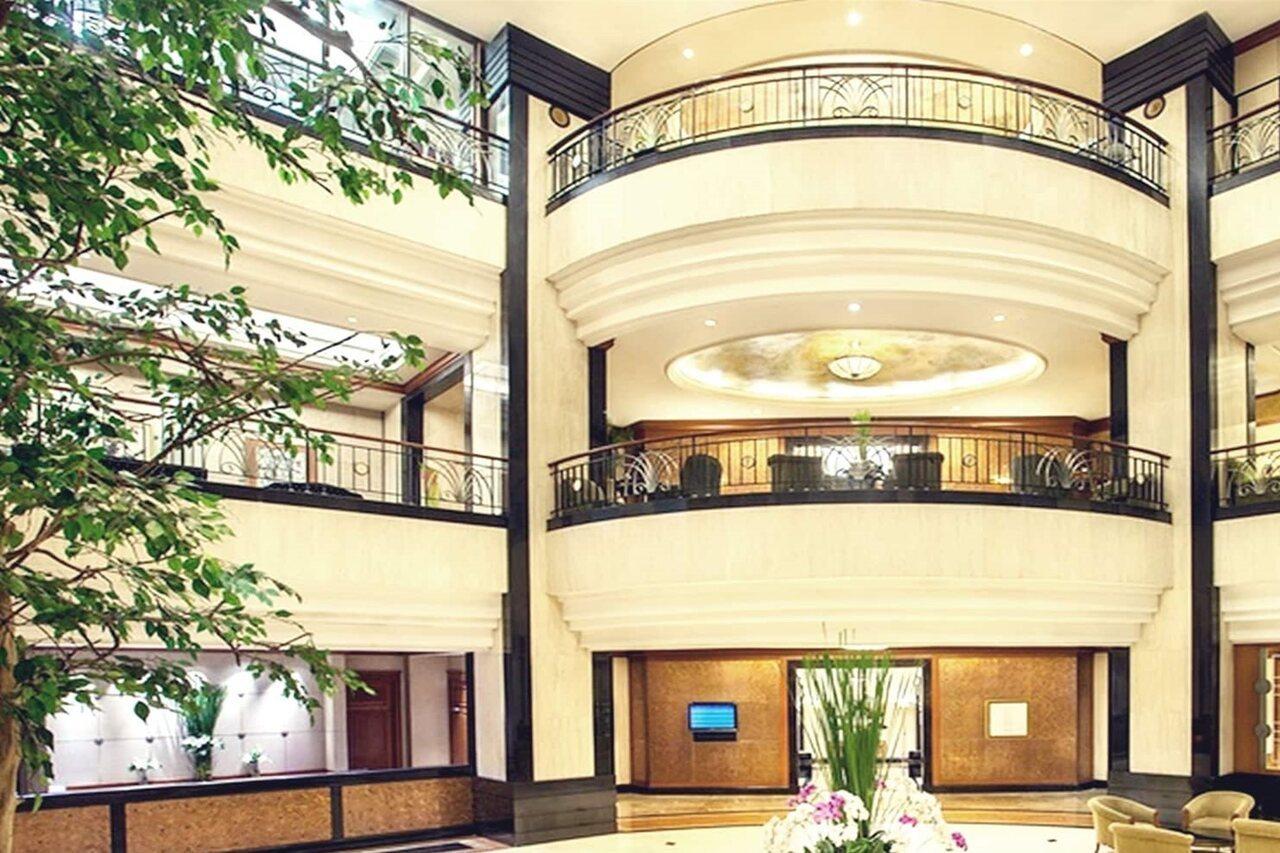 Menara Peninsula Hotel Cakarta Dış mekan fotoğraf