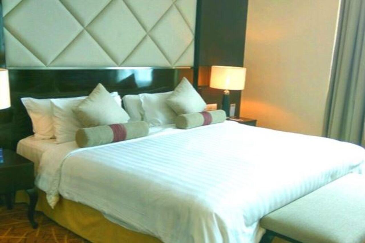 Menara Peninsula Hotel Cakarta Dış mekan fotoğraf