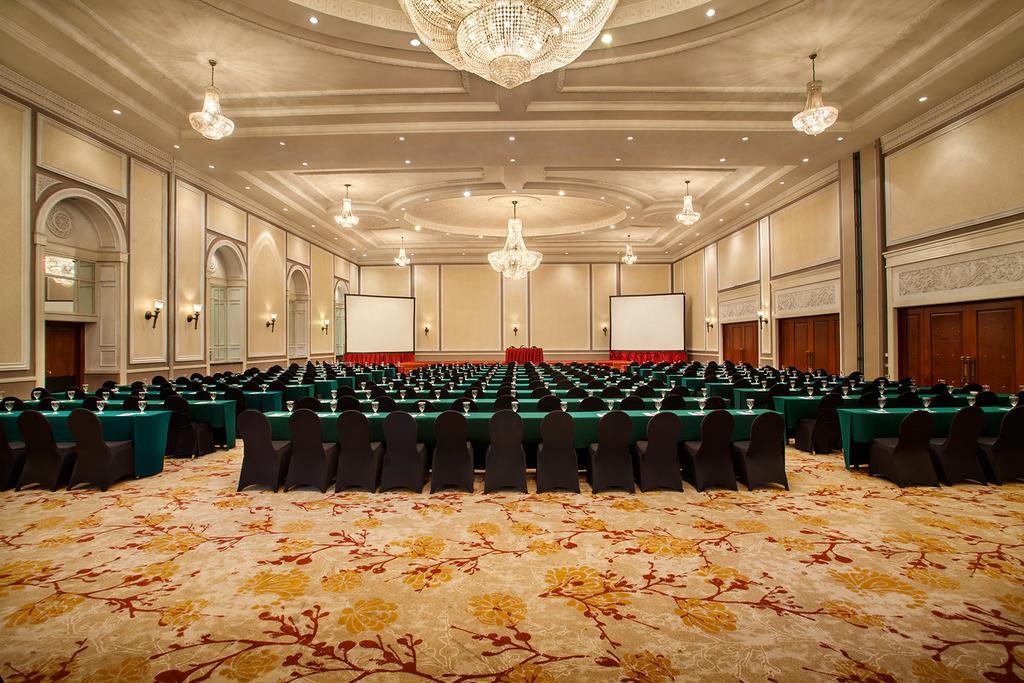Menara Peninsula Hotel Cakarta Dış mekan fotoğraf