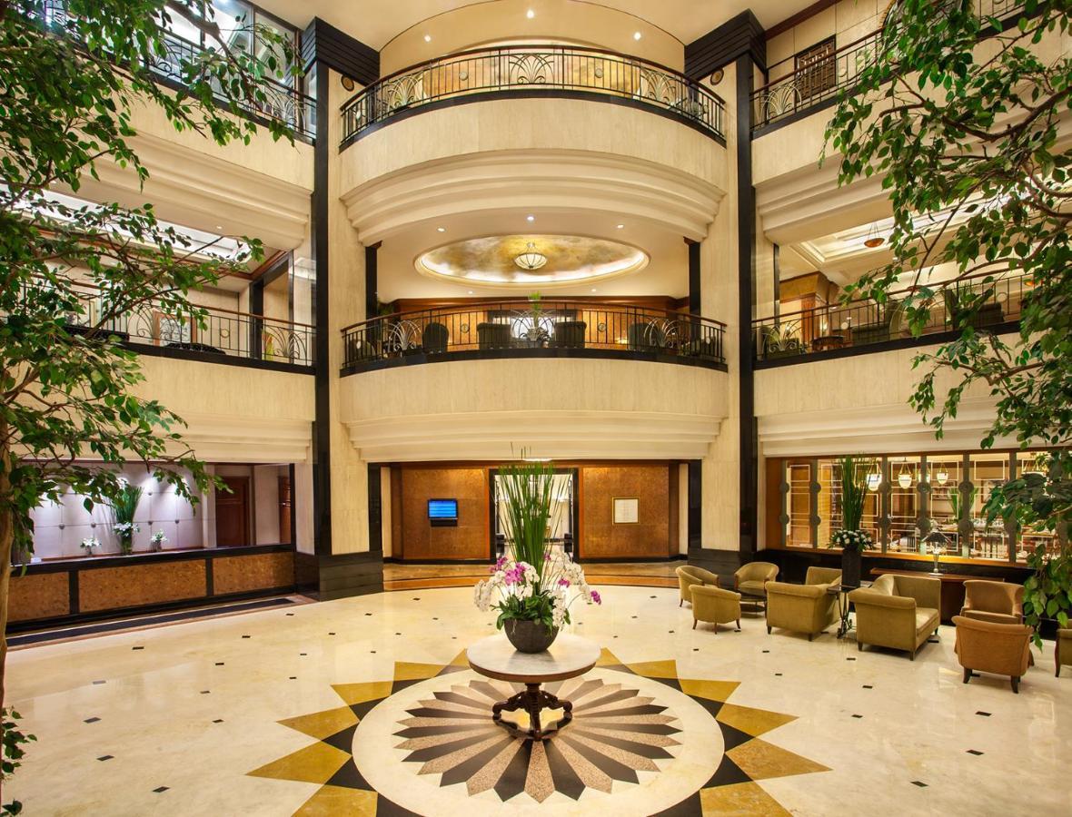 Menara Peninsula Hotel Cakarta Dış mekan fotoğraf